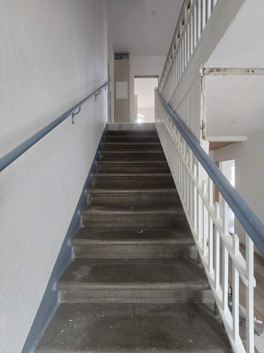 Treppenaufgang Einfamilienhaus Halsbr�cke