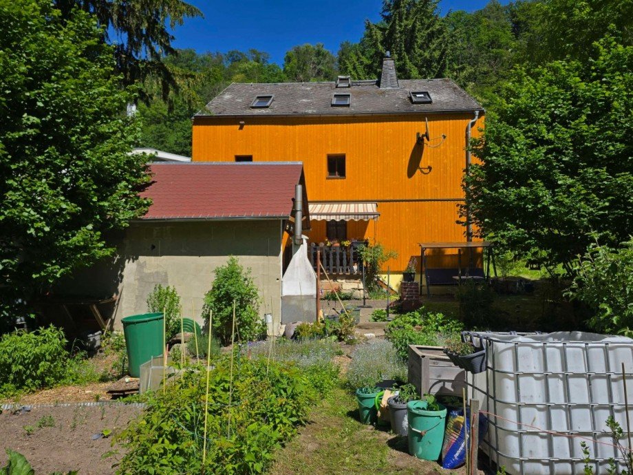 Ansicht vom Grundst�ck Mehrfamilienhaus Tharandt