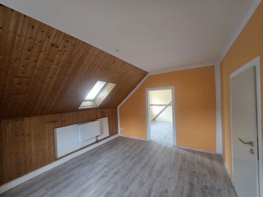 Zimmer OG Einfamilienhaus Halsbr�cke