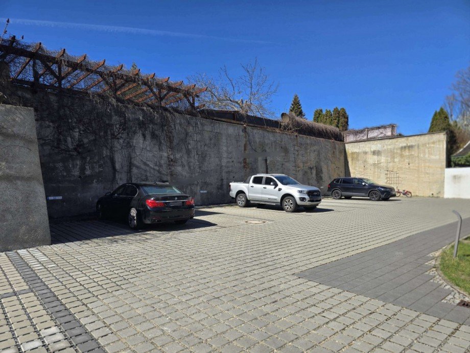 Parkplatz Etagenwohnung Dresden