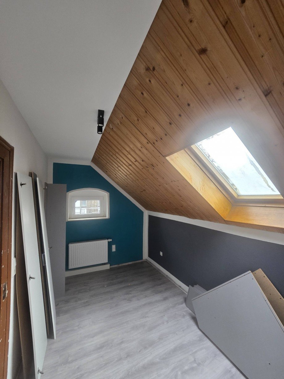 Zimmer OG Einfamilienhaus Halsbr�cke