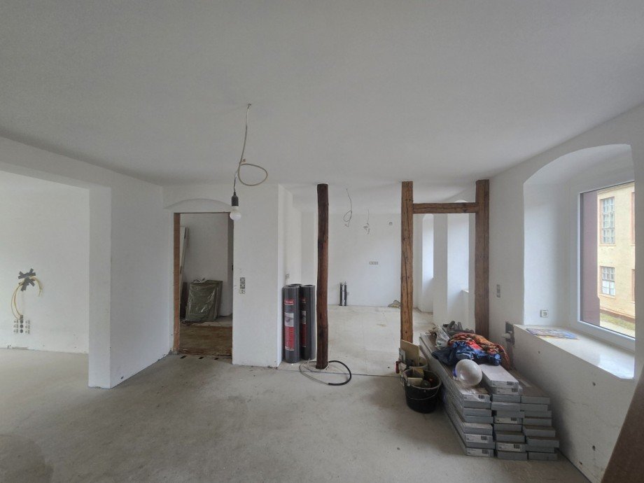 Wohnzimmer mit offener K�che Einfamilienhaus Halsbr�cke