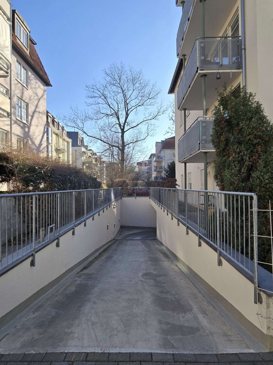 Tiefgarageneinfahrt Wohnung Dresden