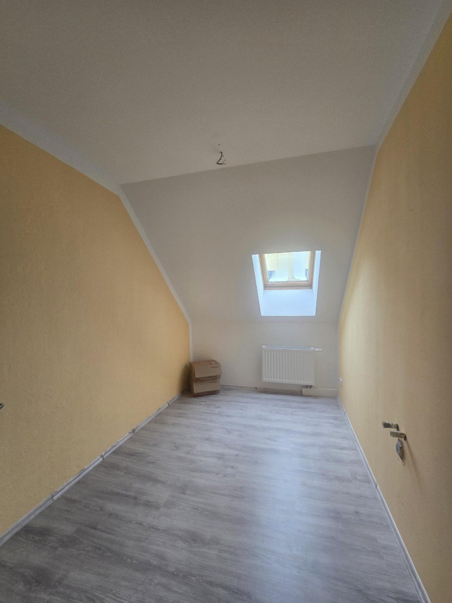 Zimmer OG Einfamilienhaus Halsbr�cke