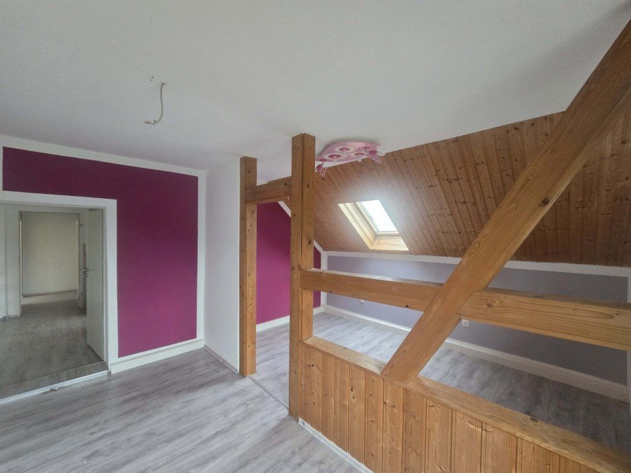 Zimmer OG Einfamilienhaus Halsbr�cke