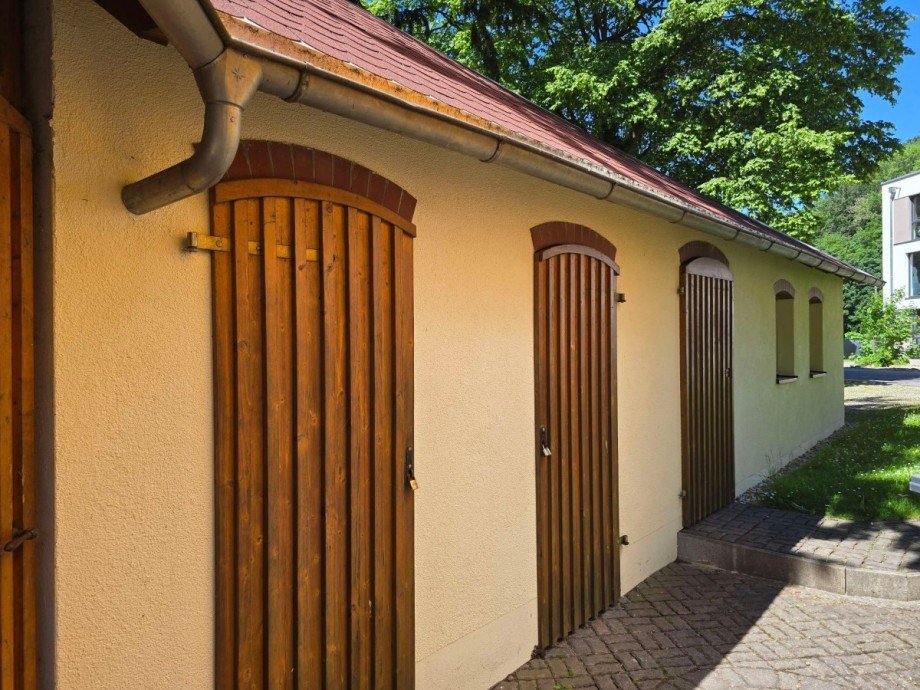 Schuppen Mehrfamilienhaus Tharandt