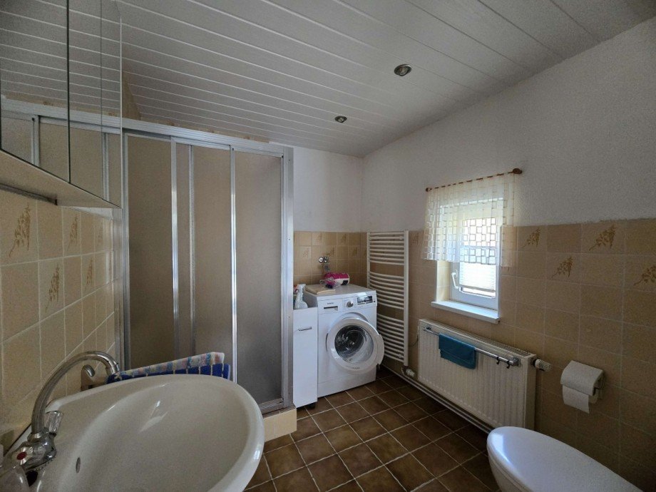 Badezimmer OG 2.8 Zweifamilienhaus Freiberg
