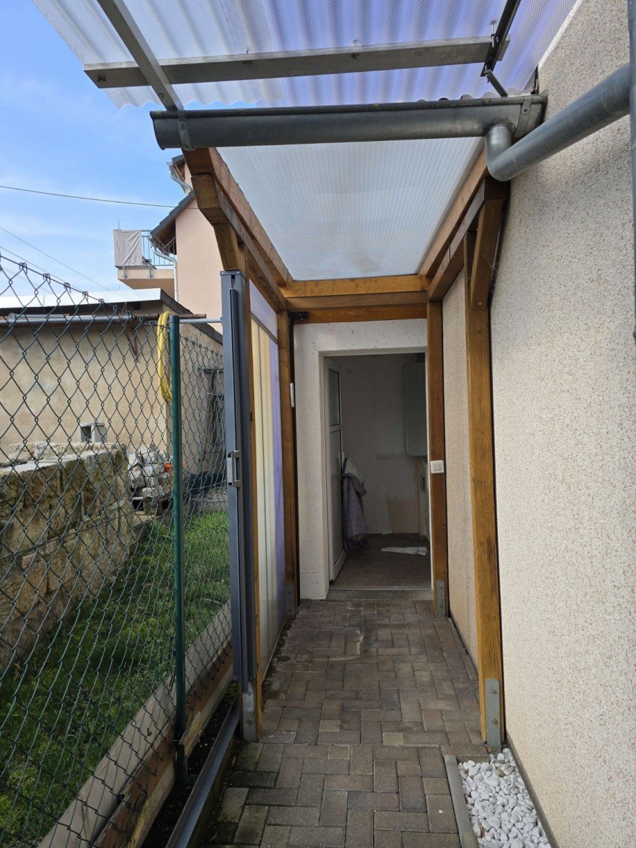 Gang am Haus Einfamilienhaus Bannewitz