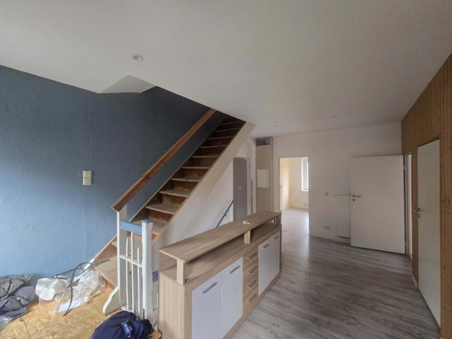 Flur OG Einfamilienhaus Halsbr�cke